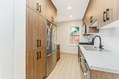 For Lease - 127 Victoria Avenue Unit# 11, Hamilton, Ontario - Photo 4