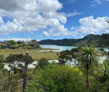 Peaceful setting with gorgeous estuary views - Photo 2