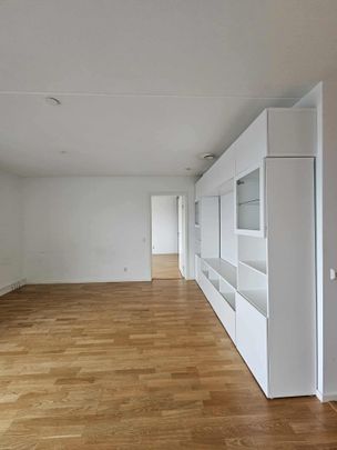 Borgarfjordsgatan, Kista - Photo 1