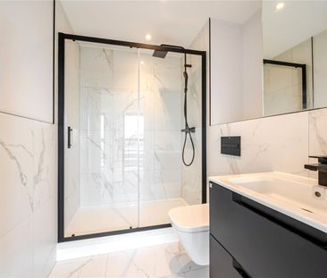 Cockfosters Road, EN4, London - Photo 5