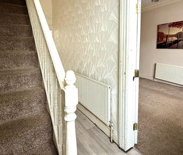 3 bedroom House To Let - Photo 5