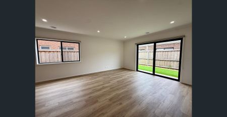 Premium Living with Dual Master Suites in the Heart of Weir Views! APPLICATIONS NOW OPEN - Photo 2