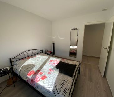 Instapklaar appartement met 2 slaapkamers, tuintje en autostaanplaats - Photo 4
