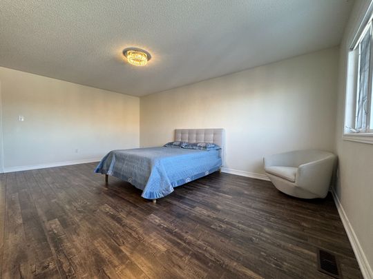 For Lease - 13 Woodway Lane, Markham, Ontario - Photo 1