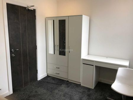 6 bedroom terraced house to rent - Photo 2