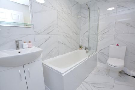 2 bedroom property to rent - Photo 5