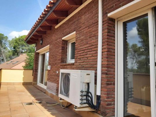 Sant Cugat Del Vallès - Foto 1