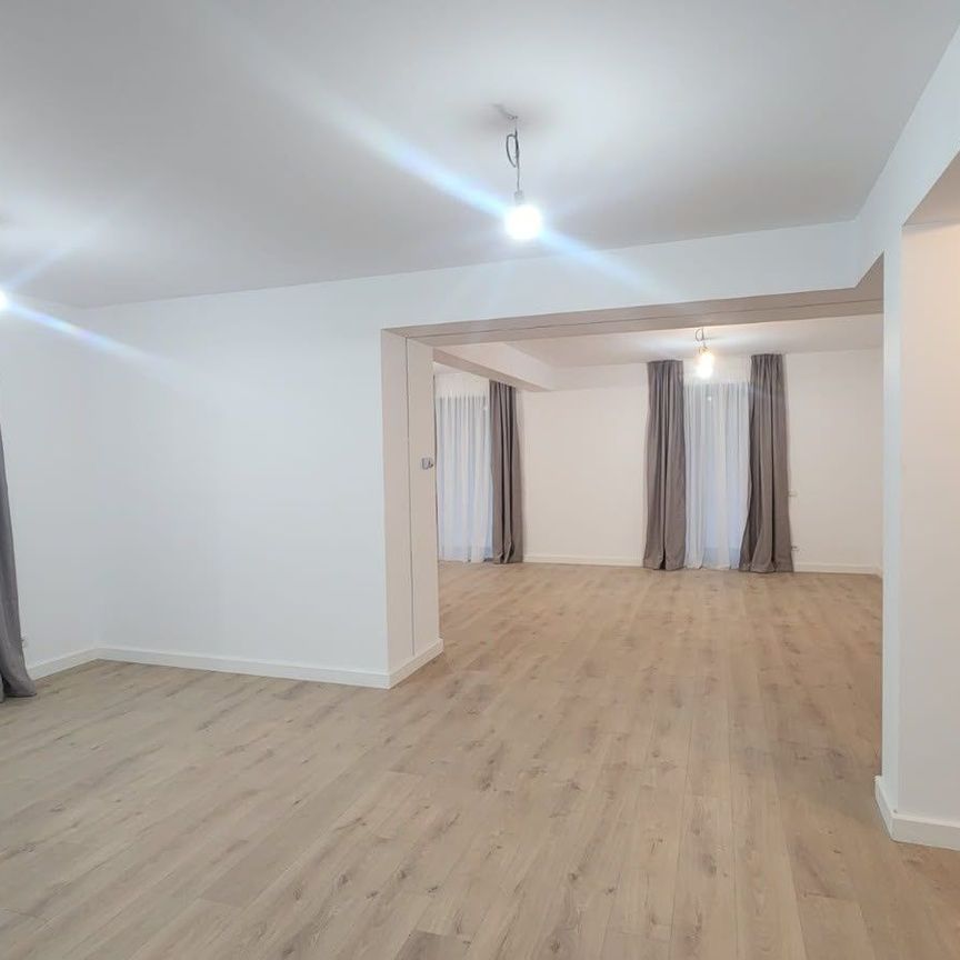 Vila individuala noua, prima inchiriere, 5 camere, 204 mp, finisaje pr - Photo 1