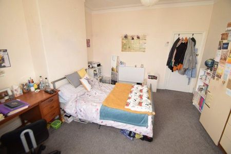 3 bedroom house share to rent - Photo 2