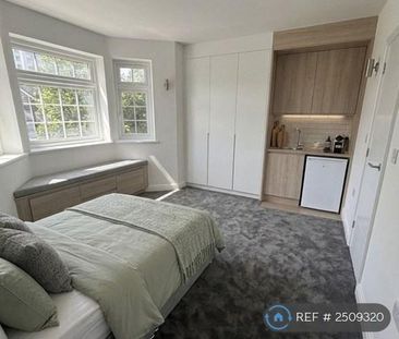 1 bedroom in a house share to rent - Photo 5