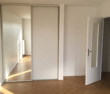 Location Appartement 1 pièce 28m² ST MAUR DES FOSSES 94210 - Photo 3