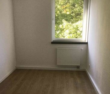 Weitläufige 3-Zimmer-Wohnung mit Balkon! - Photo 2