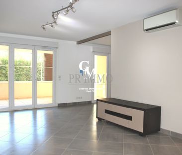 Location Appartement 3 pièces 75m² ST RAPHAEL 83700 - Photo 3