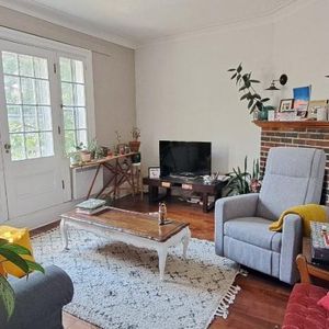 A Louer Excellent 5 1/2 Cote-des-neiges - Photo 2