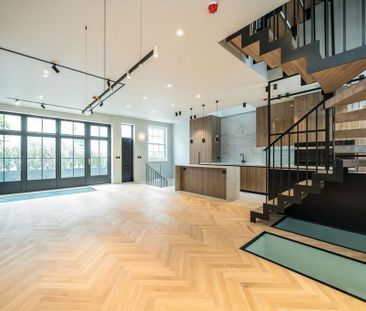 4 bedroom terraced house to rent - Photo 3