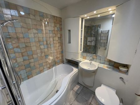 2 bedroom terraced house to rent - Photo 3