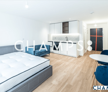 Studio to rent - Photo 2