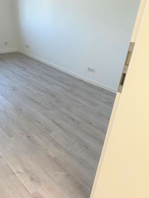 Kleine 3-Raumwohnung in guter Lage! Komplettsanierung vor Bezug! - Foto 1