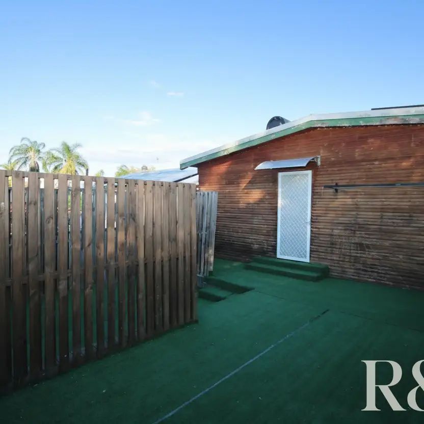 “Location You'll Love, Home You'll Adore” - Photo 1
