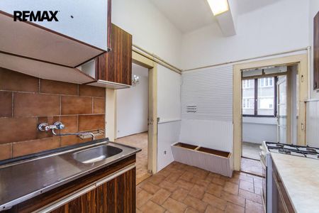 Pronájem bytu 2+1 v osobním vlastnictví 49 m², Praha 10 - Strašnice - Фото 3