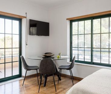 Avenida Comunidades Europeias - Photo 1