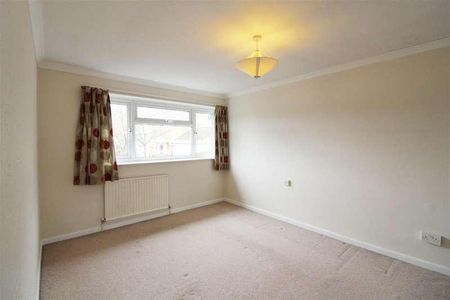 Whitby Green, Caversham Park Village, Reading, RG4 - Photo 4