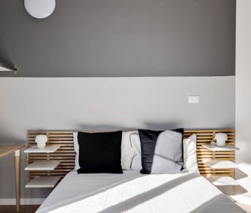 Via Annibale Caretta, Milan, Lombardy 20131 - Photo 3