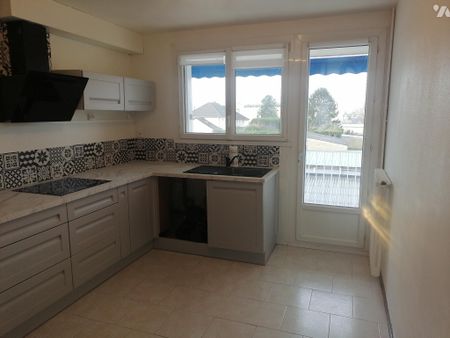 LE MANS SUD T3 2 CHAMBRES CUSINE EQUIPEE SALLE DE DOUCHE CHAUFFAGE ET EAU CHAUDE COLLECTIF BOX CAVE - Photo 4