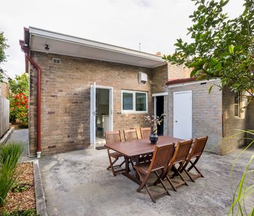 61 Unwins Bridge Road, Sydenham NSW 2044 - House For Rent | Domain - Photo 3