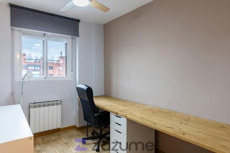 Piso de alquiler en Av. de Zarauz, Parque Roma - Coronas - Photo 3