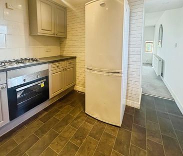 1 bedroom ground floor flat to rent - Photo 2