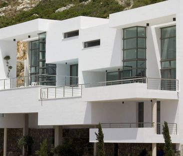 For rent this luxury design villa in Altea Hills. - Photo 2