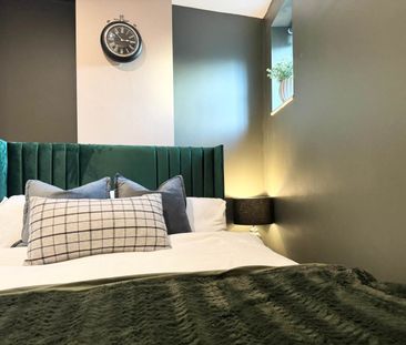 Martin Terrace (Room 1), Burley, Leeds - Photo 6