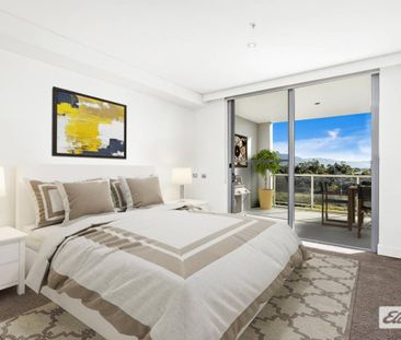 Fully Furnished Luxury Living – Victoria Square Apartment - Photo 2