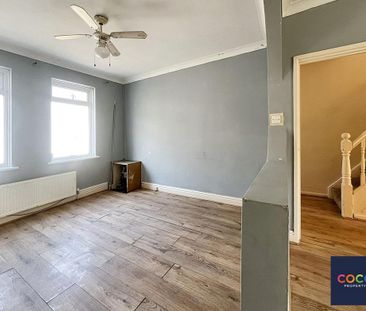 2 bedroom end of terrace house to rent - Photo 5