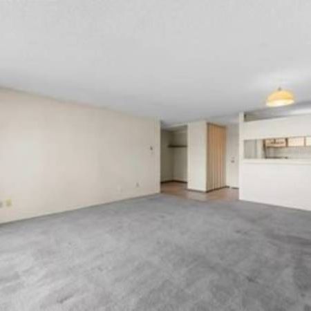 1 Br Heart of Downtown Calgary - Photo 4