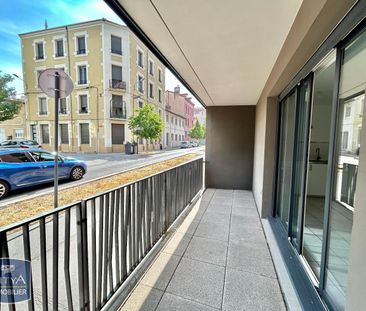 Location Appartement 2 pièces 43m² ST ETIENNE 42000 - Photo 6