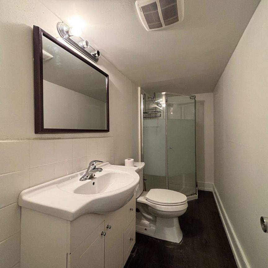 For Lease - 466 Ginger Downs Unit# Basement, Mississauga, Ontario - Photo 1