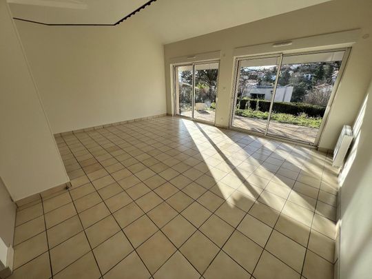 Location Maison 6 pièces 142m² DURTOL 63830 - Photo 1