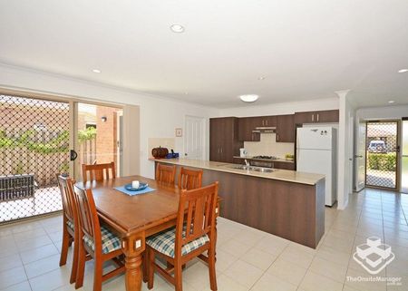 4 Bedroom 2 Bath 2 Car - Photo 5