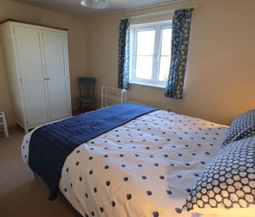 2 bedroom semi-detached house to rent - Photo 4
