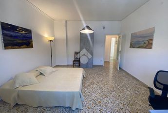 5 locali in affitto