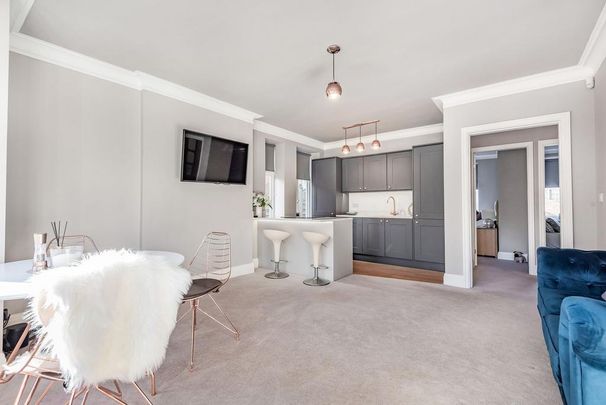 3 bedroom ground floor flat to rent - Photo 1