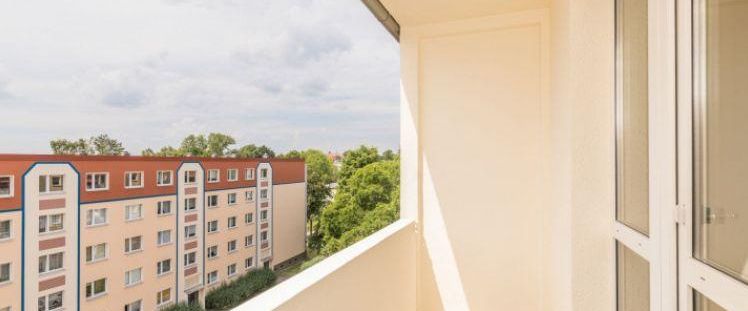 Zwei Balkone / Große Wohnung / Ruhige Lage - Photo 1