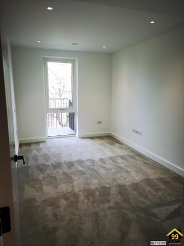 2 bedroom flat to rent - Photo 4