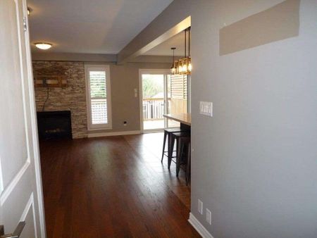 For Lease - 8607 Jennifer Crescent, Niagara Falls, Ontario - Photo 2