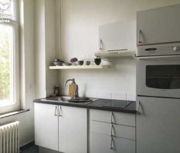 Appt 1er étage dans immeuble centre ville avec cuisine équipée, sal... - Photo 3