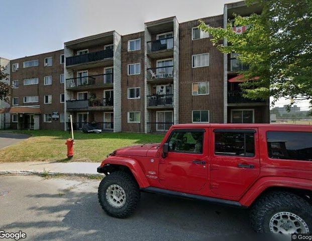 GRAND ET LUMINEUX 3.5 DISPONIBLE 1er AVRIL 2025 - Photo 1