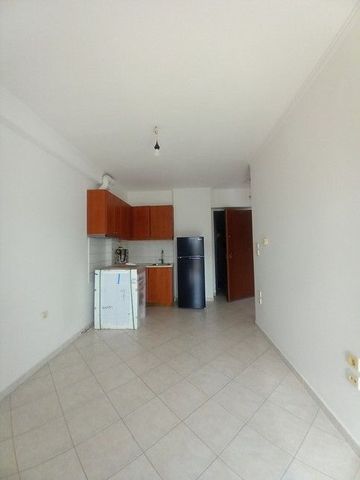 Studio/Γκαρσονιέρα για ενοικίαση Αγία Τριάδα (Πάτρα) - Photo 3