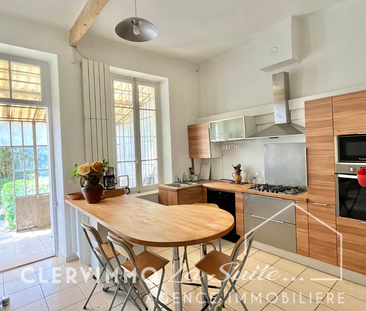 Location Appartement 4 pièces 75m² MARSEILLE 11ème - Photo 6